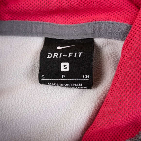 NIKE Dri-Fit fleece pullover hoodie grey with pink swoosh logo size S - Picture 4 of 10